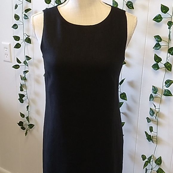 Just... Taylor Black Linen w/ Ruffled Bottom sz 2 - Picture 2 of 12